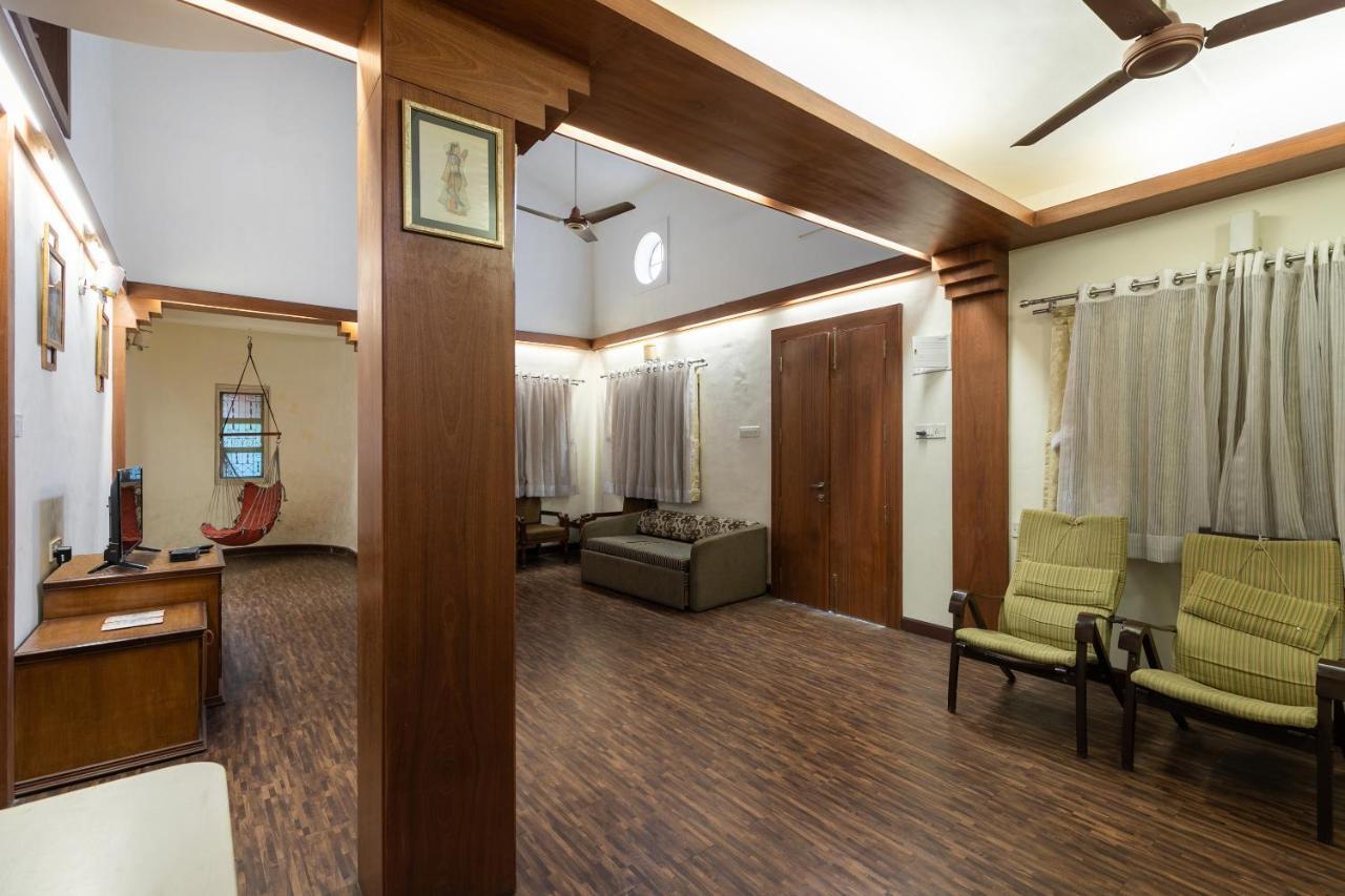Capital O 47539Capital O Umbergaon Club Hotell Umargām Exteriör bild